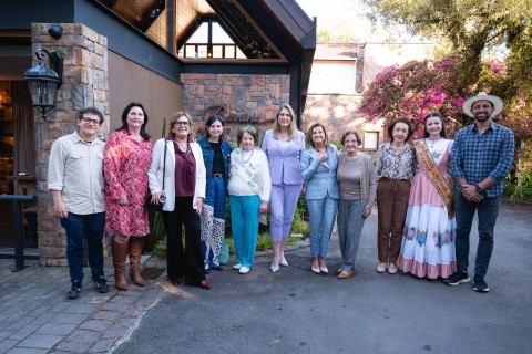 Gramado resgata sua essência com movimento cultural e educativo inspirado na hortênsia