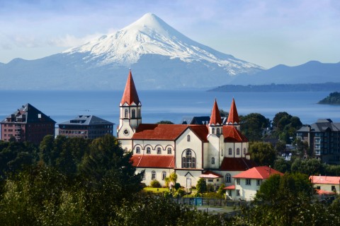 A romântica Puerto Varas trará os encantos do sul do Chile para o Festuris 2025