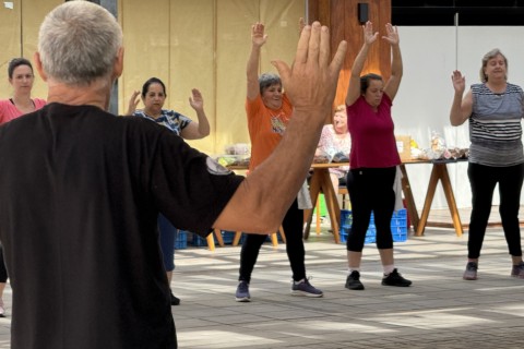 Saúde lança novo grupo do projeto Vida Ativa no bairro Carniel